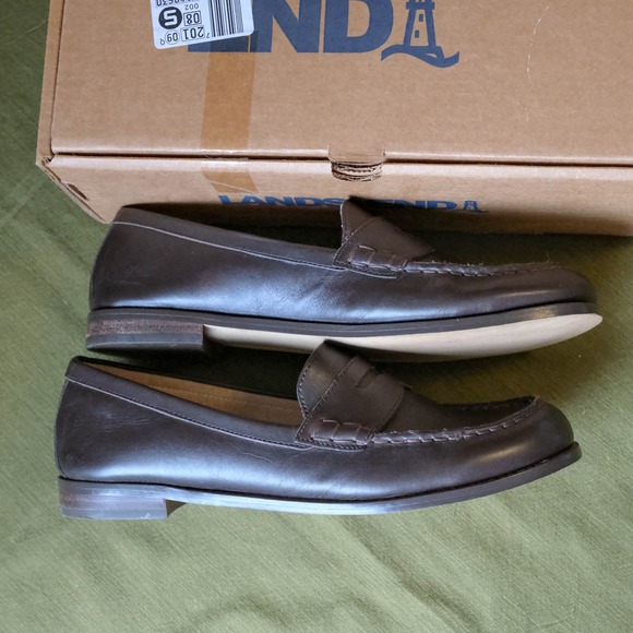 Lands End Classic Penny Loafers Brown 9.5 B -  Worn Once - Picture 4 of 8